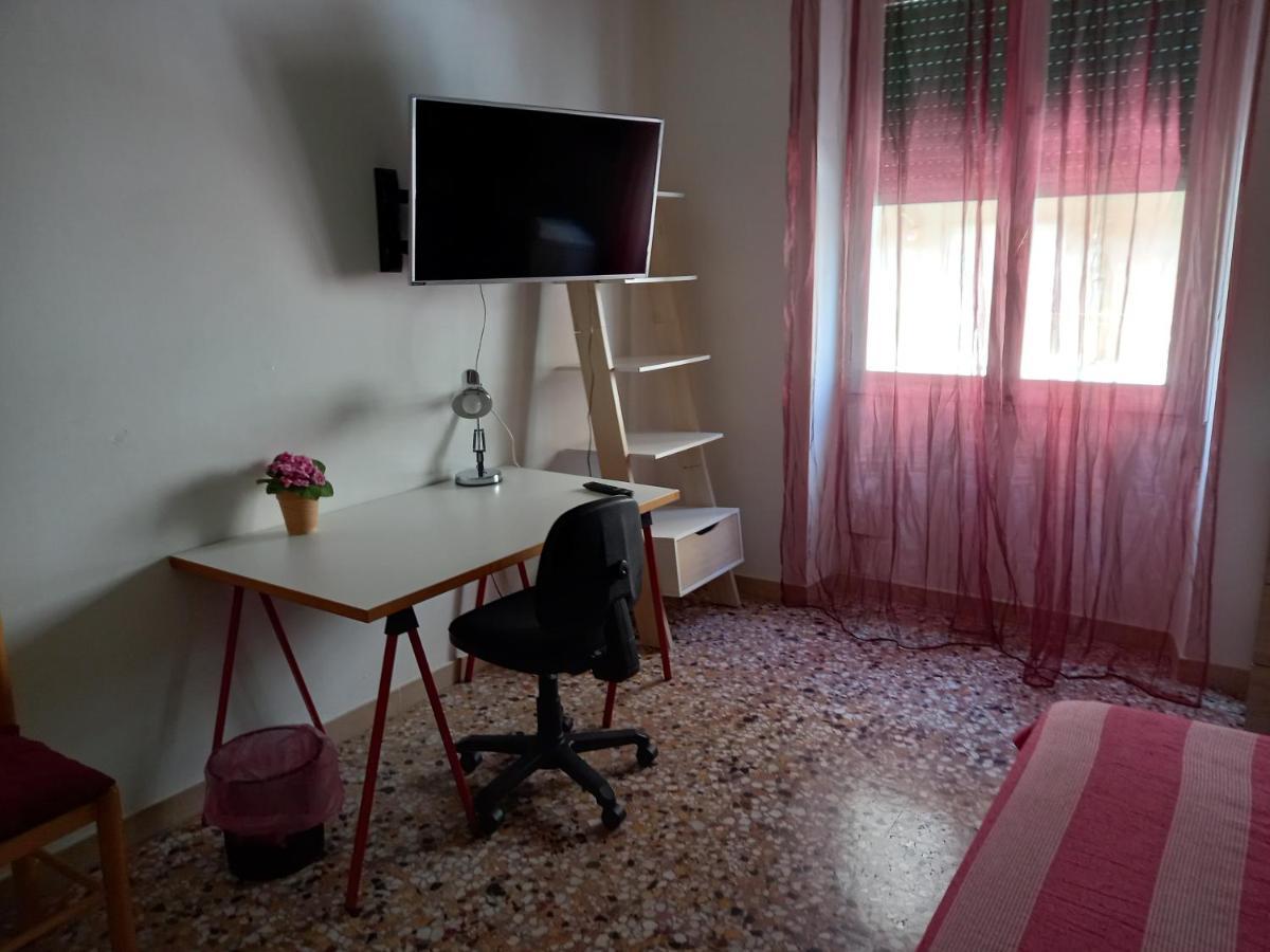 Camere In Affitto Сасари Екстериор снимка