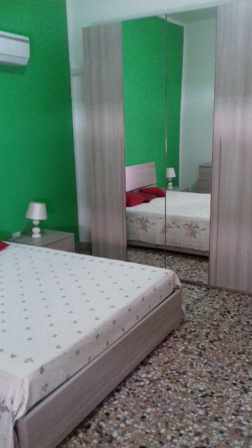 Camere In Affitto Сасари Екстериор снимка