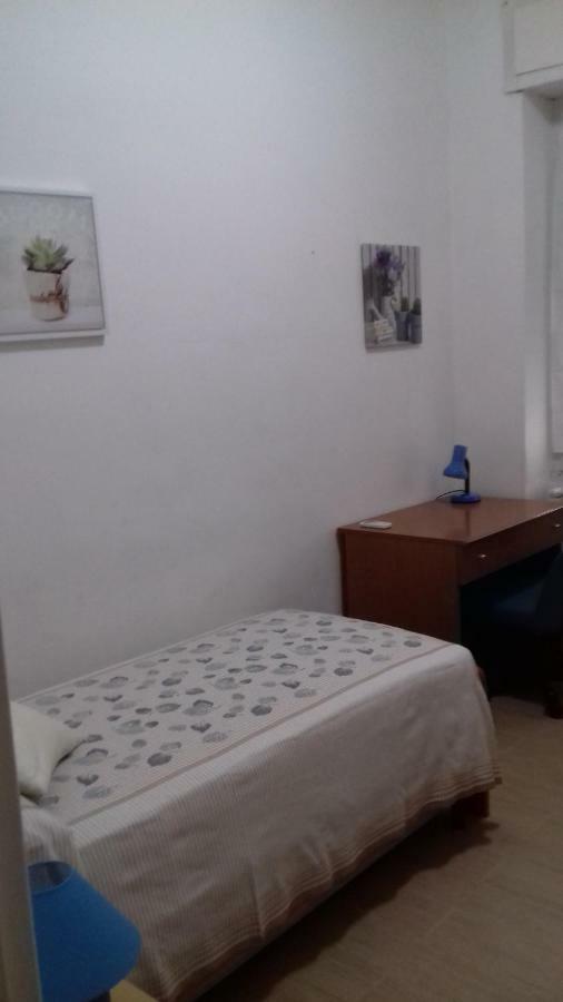 Camere In Affitto Сасари Екстериор снимка